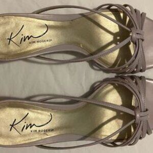 Kim Rogers Strappy Sandals Chelsea size 7.5 lavender